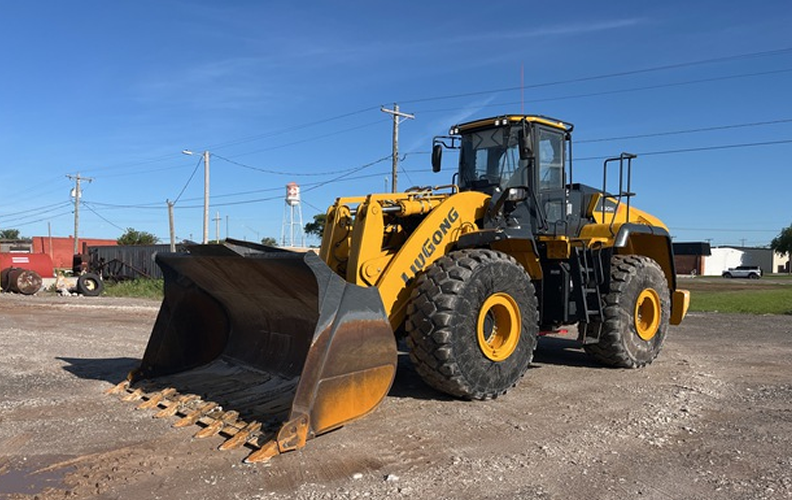 sell heavy equipment in houston wheel loaders